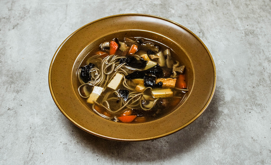 Leckeres Wochenbett Essen: Shiitake Miso Suppe